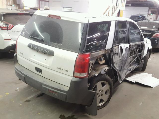 5GZCZ63475S861030 - 2005 SATURN VUE WHITE photo 4