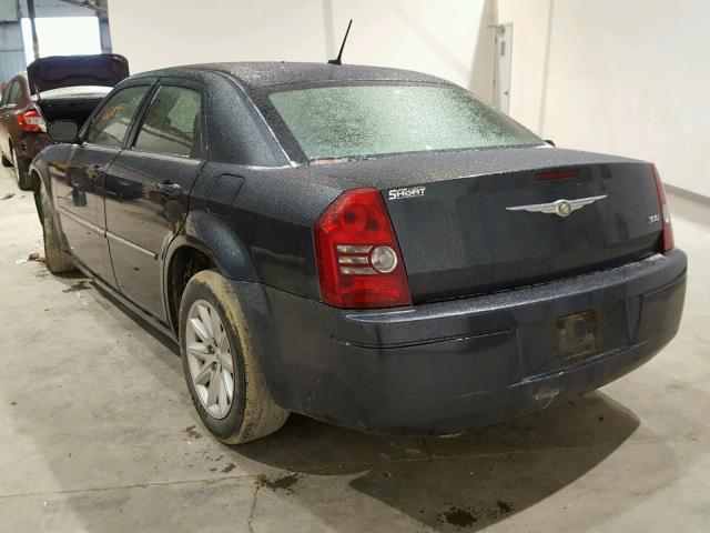 2C3LA43RX8H121318 - 2008 CHRYSLER 300 LX GRAY photo 3