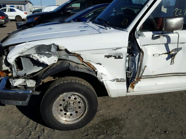 1FTCR14U9NPA88986 - 1992 FORD RANGER SUP WHITE photo 9