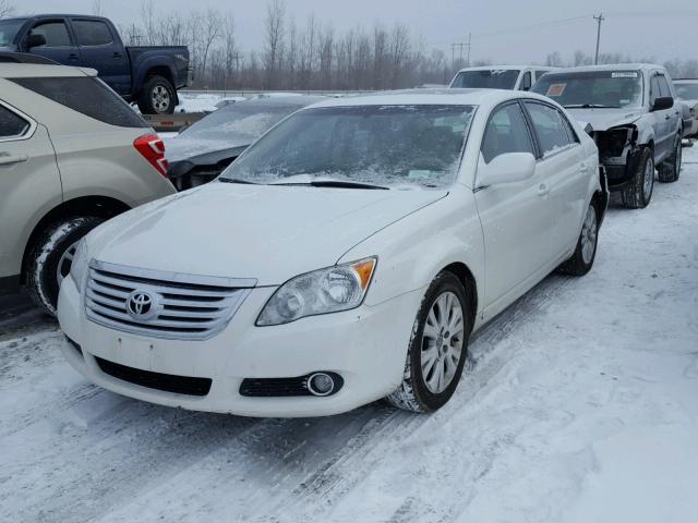 4T1BK36B48U308625 - 2008 TOYOTA AVALON XL WHITE photo 2