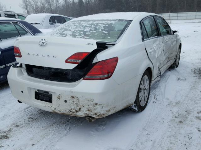 4T1BK36B48U308625 - 2008 TOYOTA AVALON XL WHITE photo 4