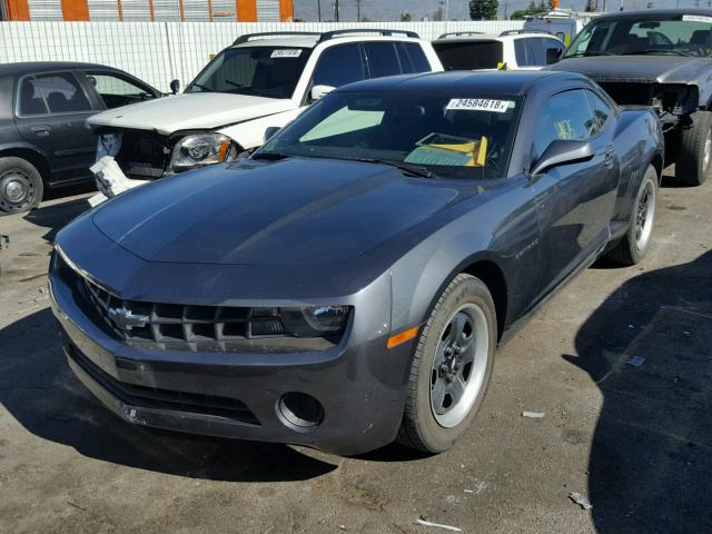 2G1FA1EV4A9211185 - 2010 CHEVROLET CAMARO LS CHARCOAL photo 2