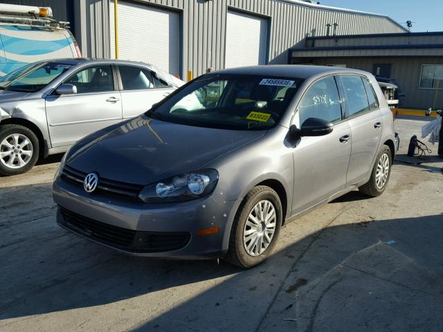 WVWDA7AJ8DW119738 - 2013 VOLKSWAGEN GOLF GRAY photo 2