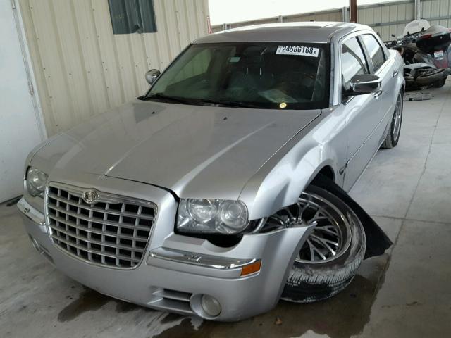 2C3LA63H86H288471 - 2006 CHRYSLER 300C GRAY photo 2