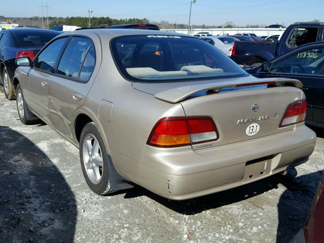 JN1CA21D3XT801928 - 1999 NISSAN MAXIMA GLE GOLD photo 3