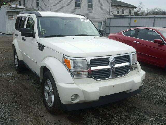 1D8GU58K28W231840 - 2008 DODGE NITRO SLT WHITE photo 1