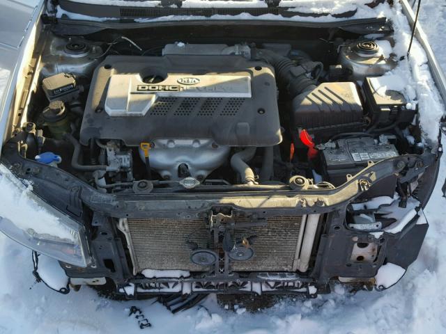 KNAFE161465334767 - 2006 KIA SPECTRA5 SILVER photo 7