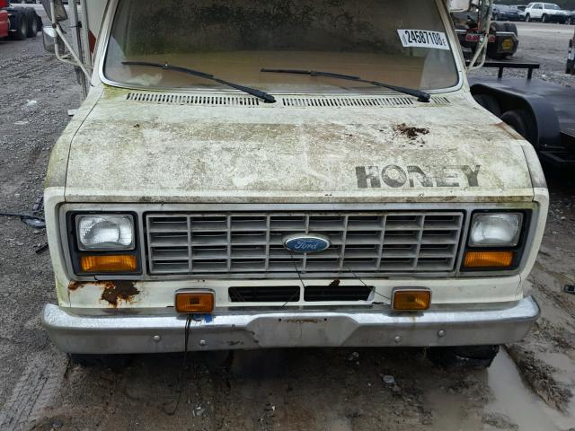 1FDKE30L8FHC26279 - 1985 FORD ECONOLINE WHITE photo 7