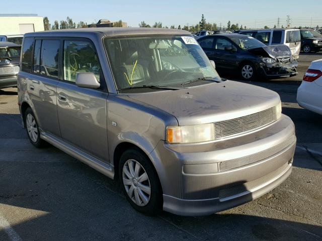 JTLKT324X54017247 - 2005 TOYOTA SCION XB GRAY photo 1