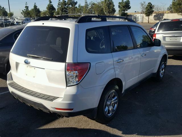 JF2SH63659H703422 - 2009 SUBARU FORESTER 2 WHITE photo 4