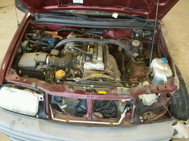 2CNBJ13C436906810 - 2003 CHEVROLET TRACKER RED photo 7