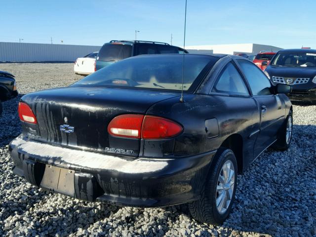 1G1JC1241W7181555 - 1998 CHEVROLET CAVALIER B BLACK photo 4