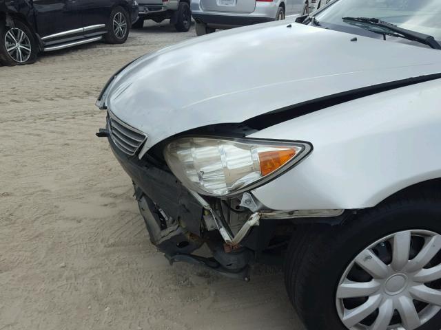 4T1BE32KX5U552367 - 2005 TOYOTA CAMRY LE GRAY photo 9