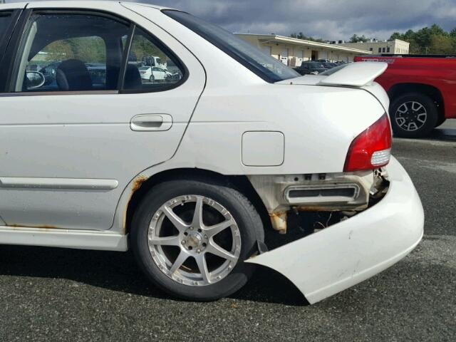 3N1BB51D1YL100756 - 2000 NISSAN SENTRA SE WHITE photo 9