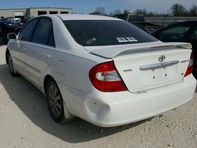 4T1BF30K53U037354 - 2003 TOYOTA CAMRY LE WHITE photo 3