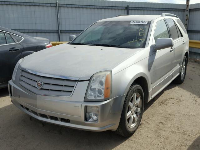 1GYEE637180126537 - 2008 CADILLAC SRX SILVER photo 2