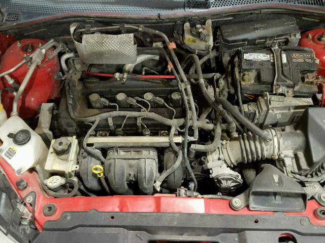 1FAHP35N58W264592 - 2008 FORD FOCUS SE RED photo 7