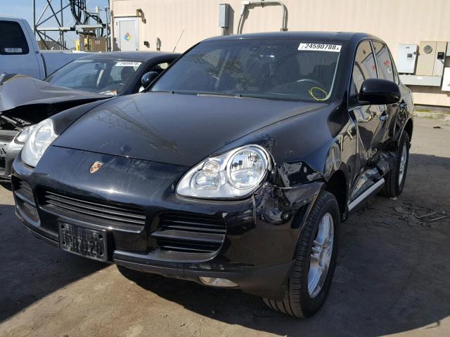 WP1AB29P35LA65391 - 2005 PORSCHE CAYENNE S BLACK photo 2