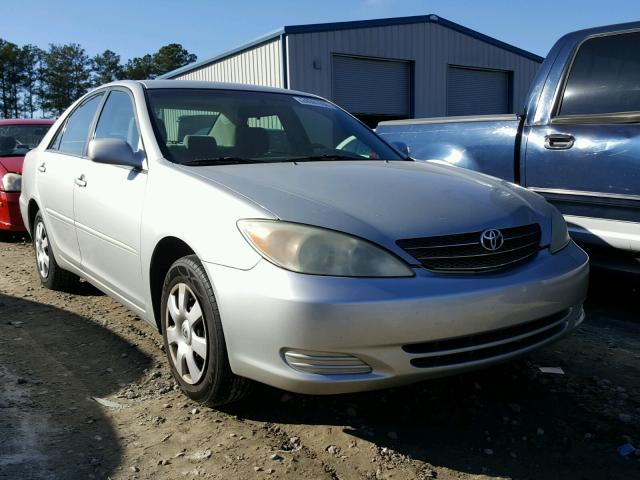 4T1BE32K52U108423 - 2002 TOYOTA CAMRY LE SILVER photo 1