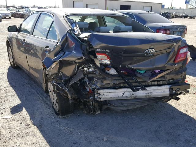 4T4BE46K98R033207 - 2008 TOYOTA CAMRY CE SILVER photo 3