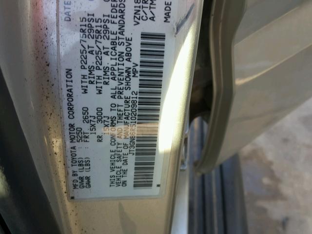 JT3GN86R510209812 - 2001 TOYOTA 4RUNNER SR SILVER photo 10