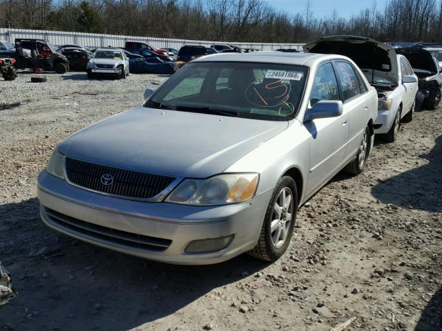 4T1BF28B52U239124 - 2002 TOYOTA AVALON XL SILVER photo 2