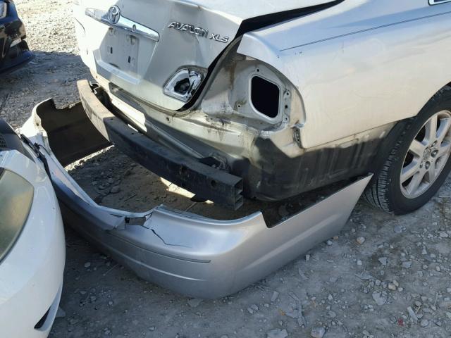 4T1BF28B52U239124 - 2002 TOYOTA AVALON XL SILVER photo 9