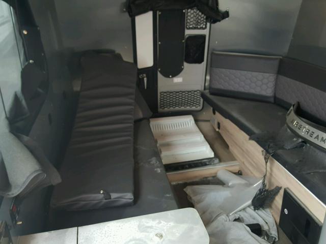 1SMG4DC14HJ203118 - 2017 AIRS TRAILER 银色 照片 5