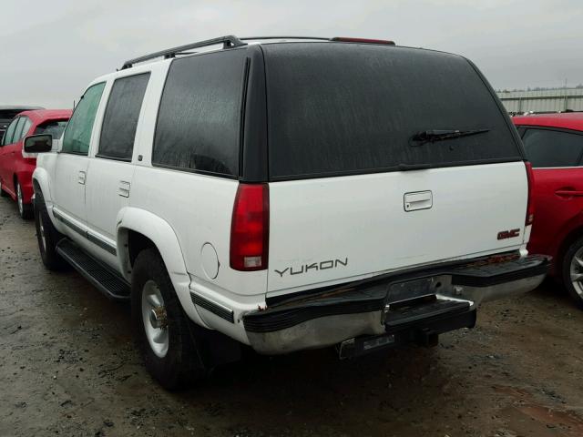 1GKEK13R2WJ723209 - 1998 GMC YUKON WHITE photo 3