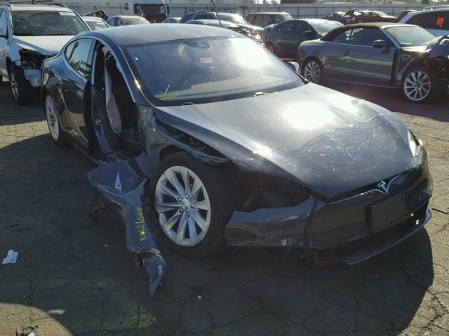 5YJSA1E20GF151387 - 2016 TESLA MODEL S Մոխրագույն լուսանկար 1