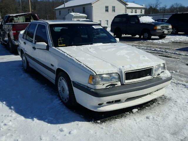 YV1LS5827T2330554 - 1996 VOLVO 850 R WHITE photo 1