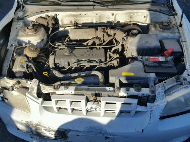 KMHCG45G4YU084796 - 2000 HYUNDAI ACCENT GL WHITE photo 7