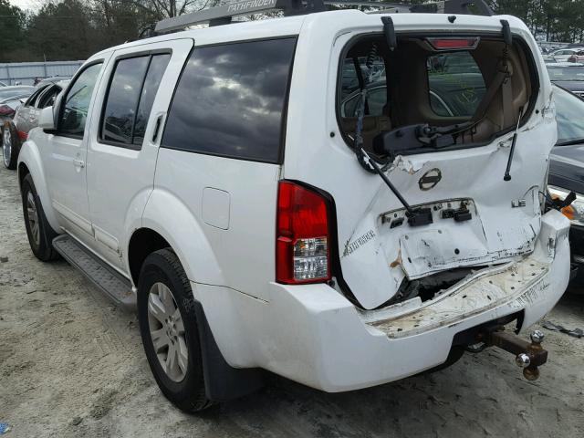 5N1AR18U35C749660 - 2005 NISSAN PATHFINDER WHITE photo 3