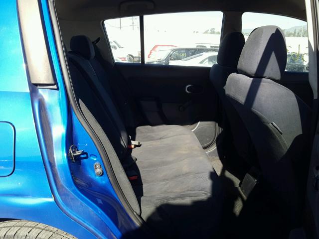 3N1BC13EX8L370936 - 2008 NISSAN VERSA S BLUE photo 6