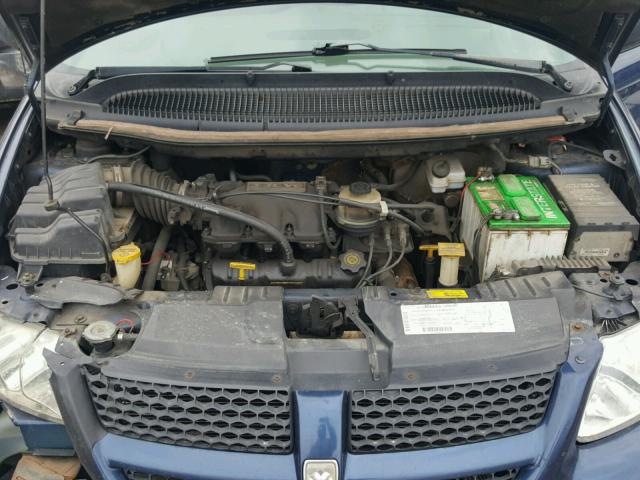 1B4GP44312B613075 - 2002 DODGE GRAND CARA BLUE photo 7