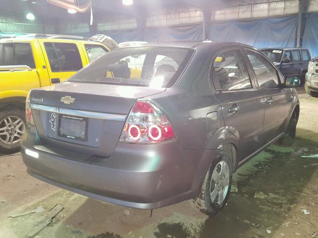 KL1TD566X7B146535 - 2007 CHEVROLET AVEO BASE GRAY photo 4