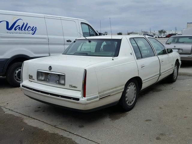 1G6KD54Y4WU714213 - 1998 CADILLAC DEVILLE WHITE photo 4