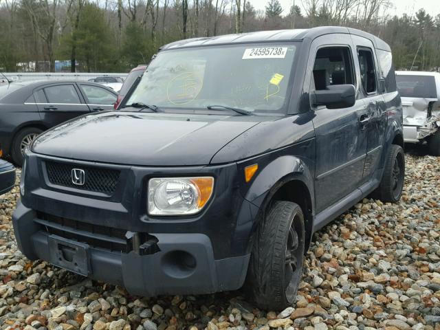 5J6YH27796L025412 - 2006 HONDA ELEMENT EX BLACK photo 2