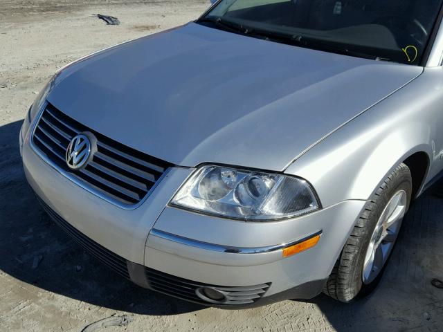 WVWPE63B04P325292 - 2004 VOLKSWAGEN PASSAT GLS SILVER photo 9