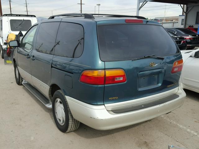 4T3ZF13C9WU010614 - 1998 TOYOTA SIENNA LE GREEN photo 3