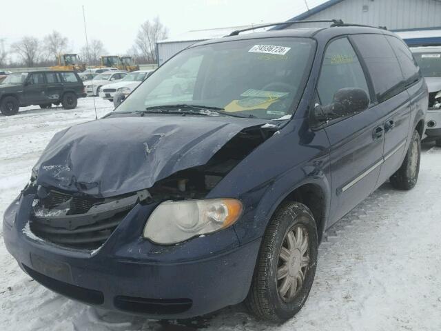 2A4GP54L96R786613 - 2006 CHRYSLER TOWN & COU BLUE photo 2