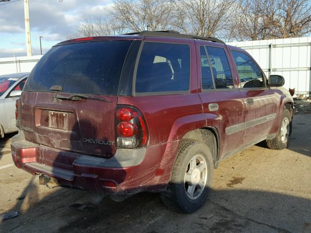 1GNDT13SX42408681 - 2004 CHEVROLET TRAILBLAZE MAROON photo 4