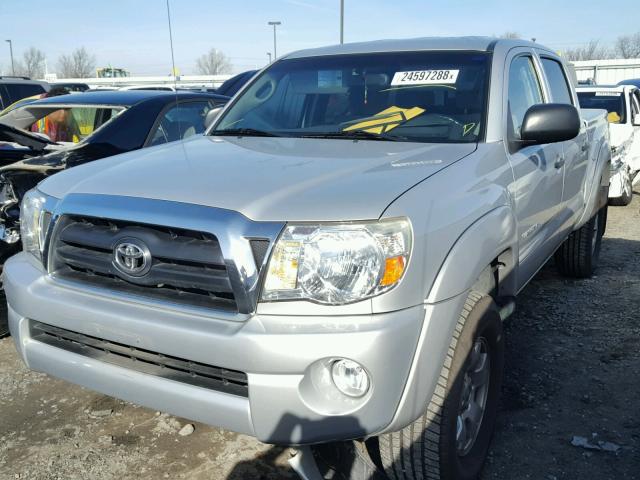 5TEJU62N36Z194987 - 2006 TOYOTA TACOMA DOU SILVER photo 2