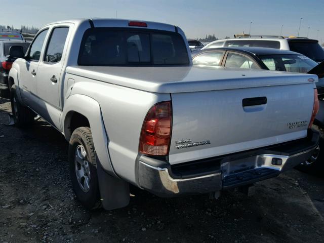 5TEJU62N36Z194987 - 2006 TOYOTA TACOMA DOU SILVER photo 3