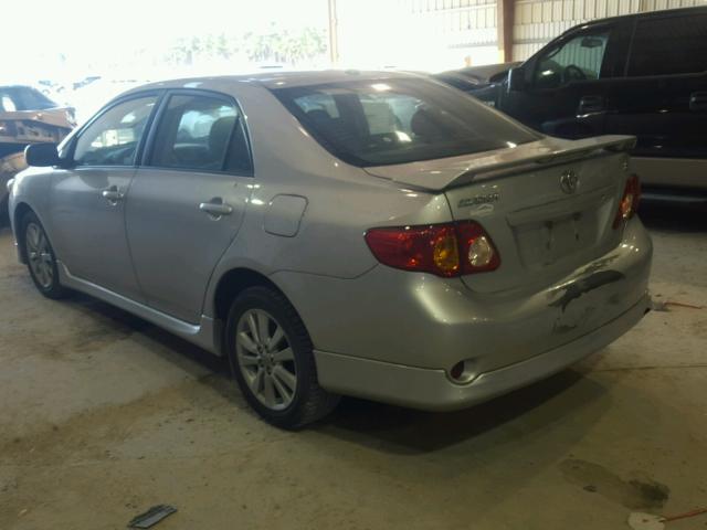 1NXBU40E49Z139744 - 2009 TOYOTA COROLLA BA SILVER photo 3