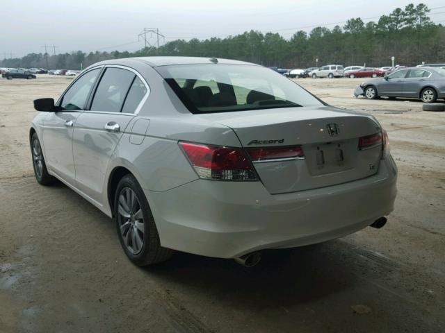 1HGCP3F89CA002644 - 2012 HONDA ACCORD EXL WHITE photo 3