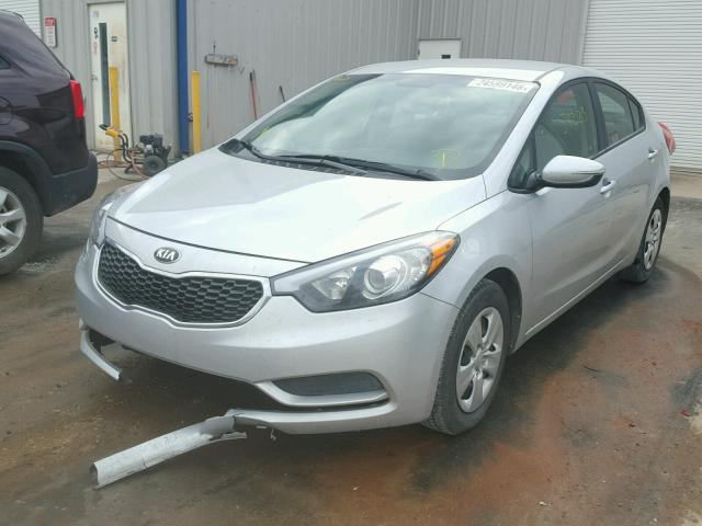 KNAFX4A6XG5513864 - 2016 KIA FORTE LX SILVER photo 2