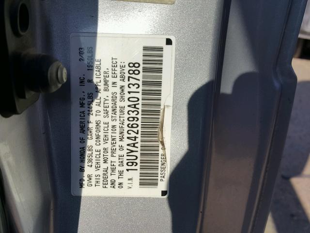 19UYA42693A013788 - 2003 ACURA 3.2CL TYPE SILVER photo 10