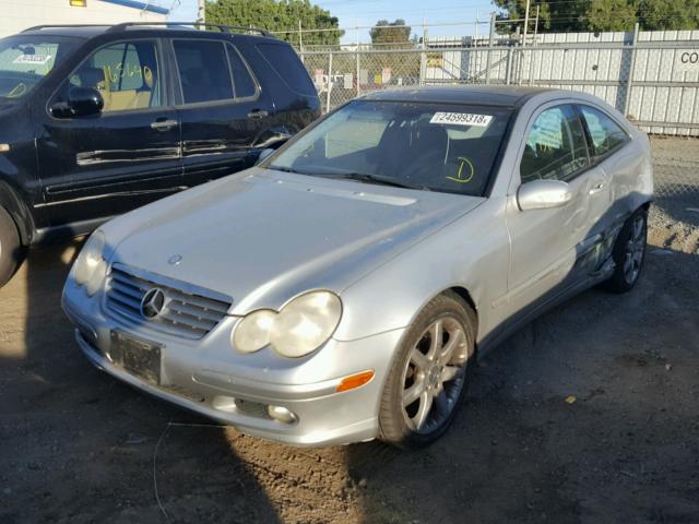 WDBRN40JX3A426283 - 2003 MERCEDES-BENZ C 230K SPO SILVER photo 2