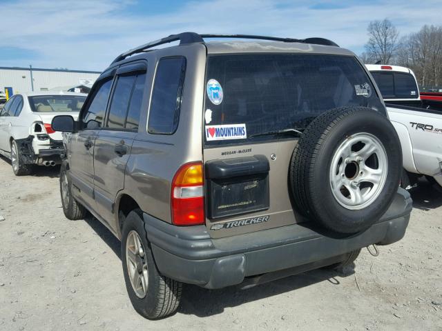 2CNBJ13C826902967 - 2002 CHEVROLET TRACKER BEIGE photo 3